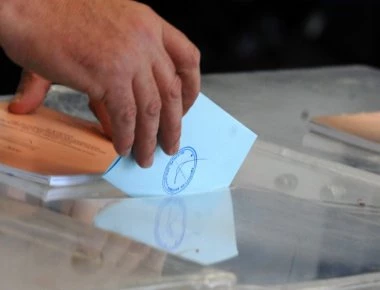 Δημοσκόπηση Σοκ: Το 18% θέλει πραξικόπημα - Προδότες όσοι είναι υπέρ της συμφωνίας των Πρεσπών